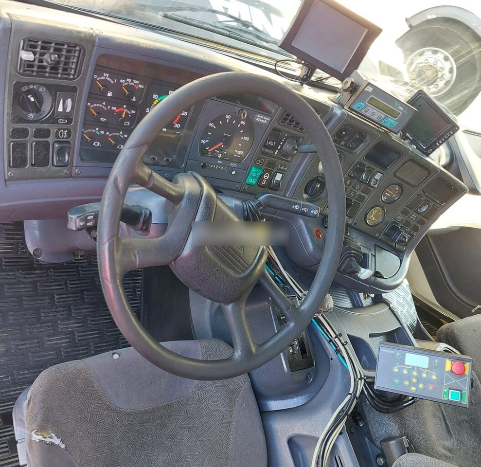 Leasing Scania 94D 300 Scania 94D 300: φωτογραφία 17