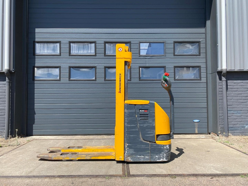 Jungheinrich EJC12 - Μηχάνημα στοίβαξης: φωτογραφία 2 Jungheinrich EJC12 - Μηχάνημα στοίβαξης: φωτογραφία 2