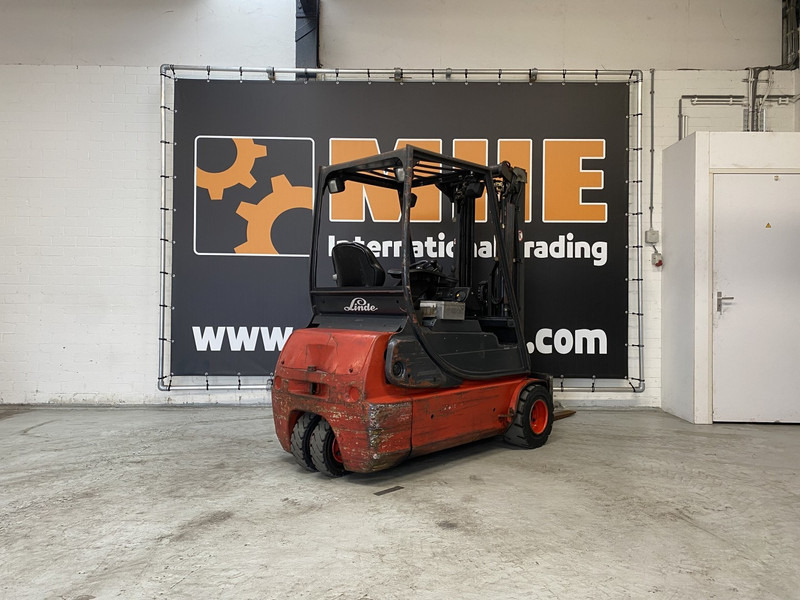 Linde E18C-02 - Ηλεκτροκίνητο περονοφόρο: φωτογραφία 4 Linde E18C-02 - Ηλεκτροκίνητο περονοφόρο: φωτογραφία 4