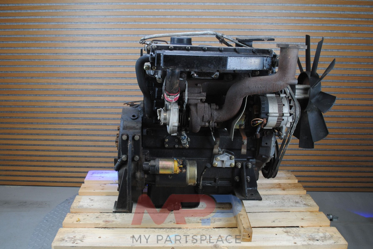 Perkins Perkins 1004 turbo AA-AB 1004.4 - Κινητήρας: φωτογραφία 4 Perkins Perkins 1004 turbo AA-AB 1004.4 - Κινητήρας: φωτογραφία 4