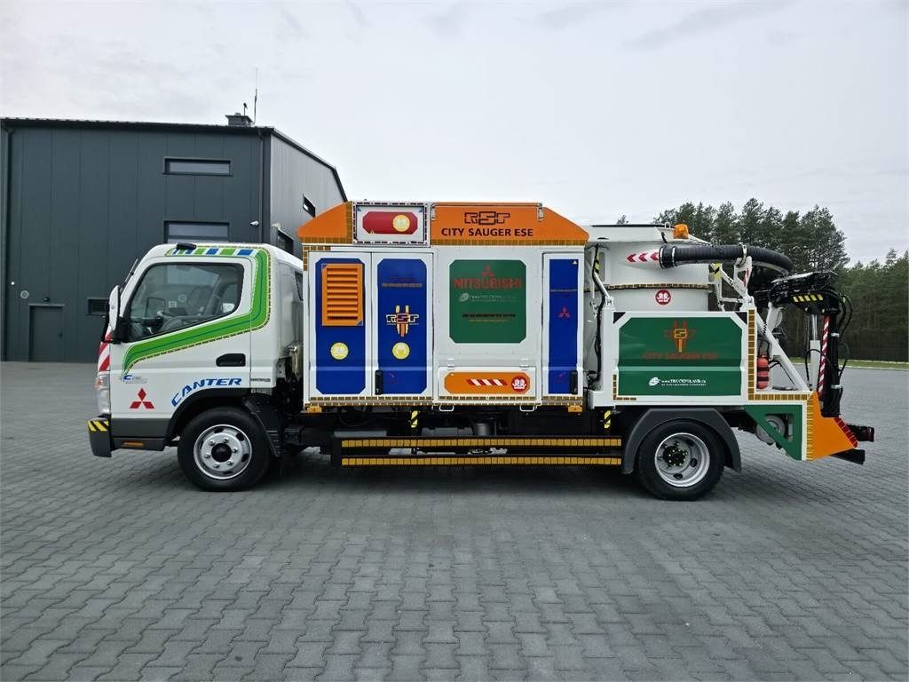 Mitsubishi CANTER odkurzacz koparka ssąca Saugbagger CITY SAU - Όχημα εκκένωσης βόθρων: φωτογραφία 4 Mitsubishi CANTER odkurzacz koparka ssąca Saugbagger CITY SAU - Όχημα εκκένωσης βόθρων: φωτογραφία 4