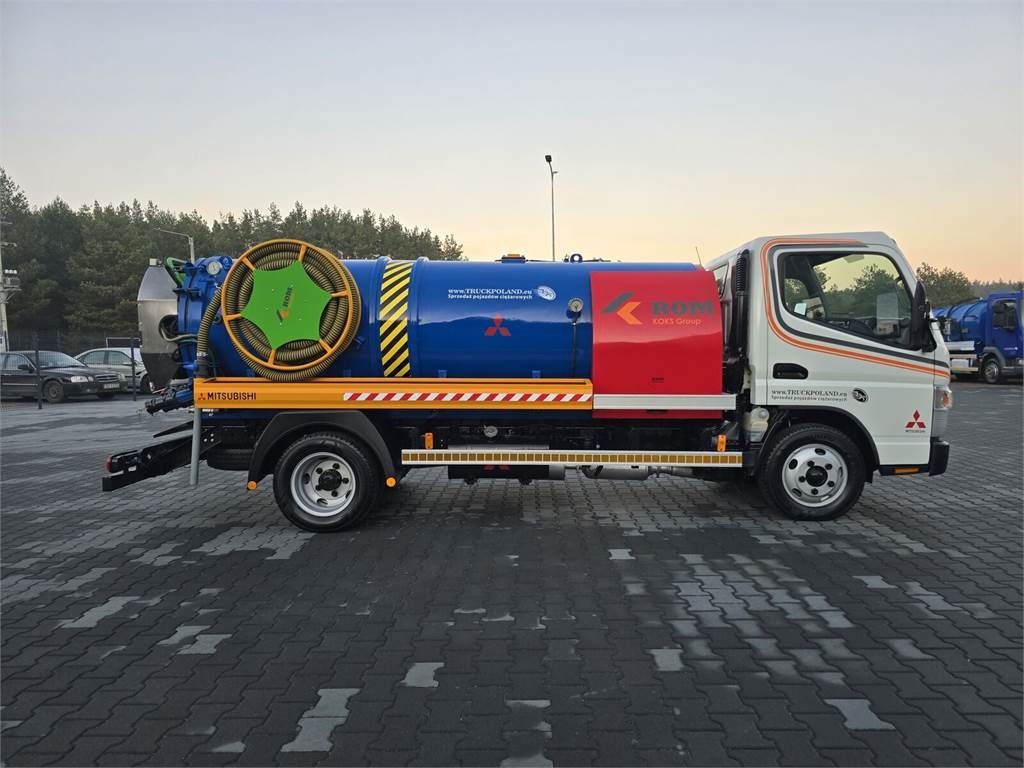 Όχημα εκκένωσης βόθρων Mitsubishi ROM KOKS SMART COMBI WUKO HOT WATER FOR CLEANING S: φωτογραφία 7 Όχημα εκκένωσης βόθρων Mitsubishi ROM KOKS SMART COMBI WUKO HOT WATER FOR CLEANING S: φωτογραφία 7