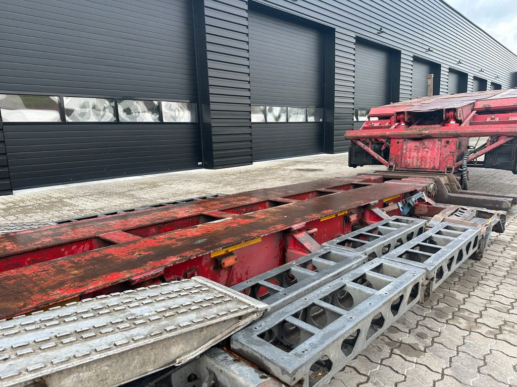 Faymonville 2 achs. tiefbett / 2 x ausziehbar / baggerbett Faymonville 2 achs. tiefbett / 2 x ausziehbar / baggerbett - Επικαθήμενο με χαμηλό δάπεδο: φωτογραφία 4 Faymonville 2 achs. tiefbett / 2 x ausziehbar / baggerbett Faymonville 2 achs. tiefbett / 2 x ausziehbar / baggerbett - Επικαθήμενο με χαμηλό δάπεδο: φωτογραφία 4