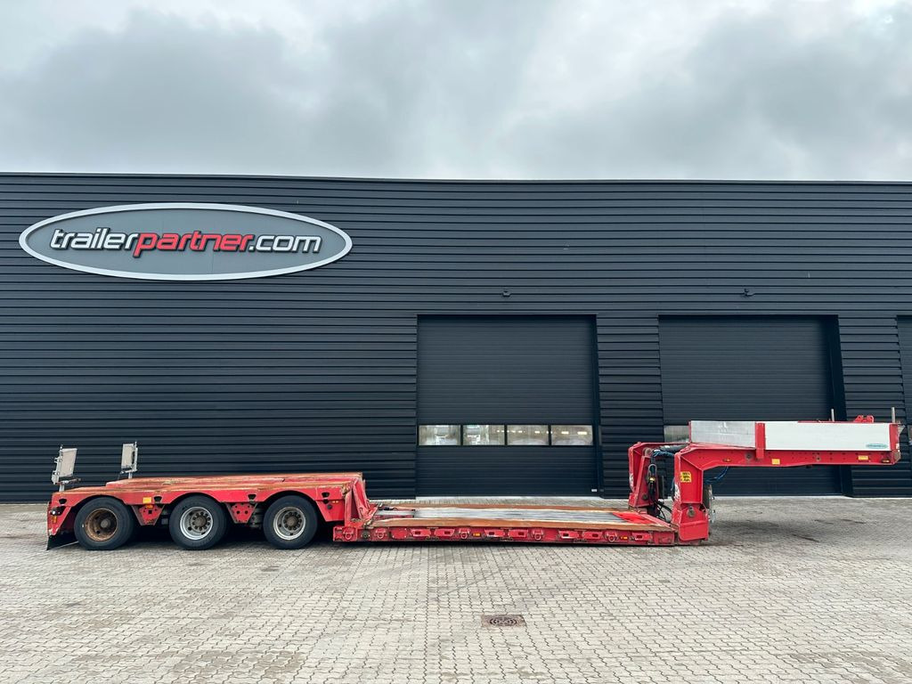 Faymonville Megamax 3 achs tiefbett Faymonville Megamax 3 achs tiefbett - Επικαθήμενο με χαμηλό δάπεδο: φωτογραφία 1 Faymonville Megamax 3 achs tiefbett Faymonville Megamax 3 achs tiefbett - Επικαθήμενο με χαμηλό δάπεδο: φωτογραφία 1