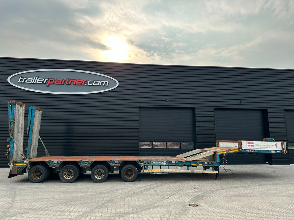 Goldhofer 4 achs tieflader / ausziehbar Goldhofer 4 achs tieflader / ausziehbar - Επικαθήμενο με χαμηλό δάπεδο: φωτογραφία 1 Goldhofer 4 achs tieflader / ausziehbar Goldhofer 4 achs tieflader / ausziehbar - Επικαθήμενο με χαμηλό δάπεδο: φωτογραφία 1
