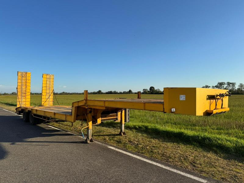 Louault SR2CA - Επικαθήμενο με χαμηλό δάπεδο: φωτογραφία 1 Louault SR2CA - Επικαθήμενο με χαμηλό δάπεδο: φωτογραφία 1