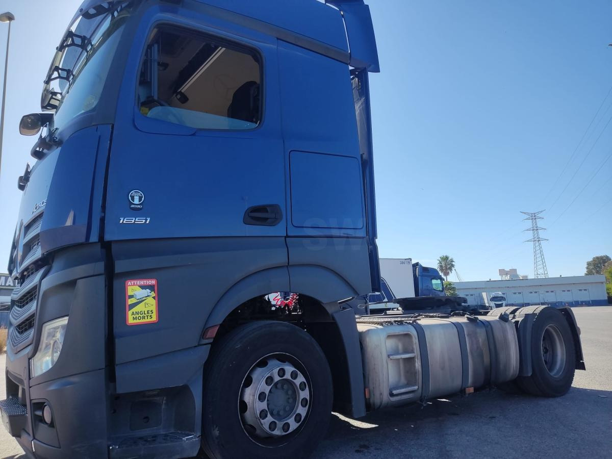 Mercedes Actros 1851 LS Retarder - Τράκτορας: φωτογραφία 3 Mercedes Actros 1851 LS Retarder - Τράκτορας: φωτογραφία 3