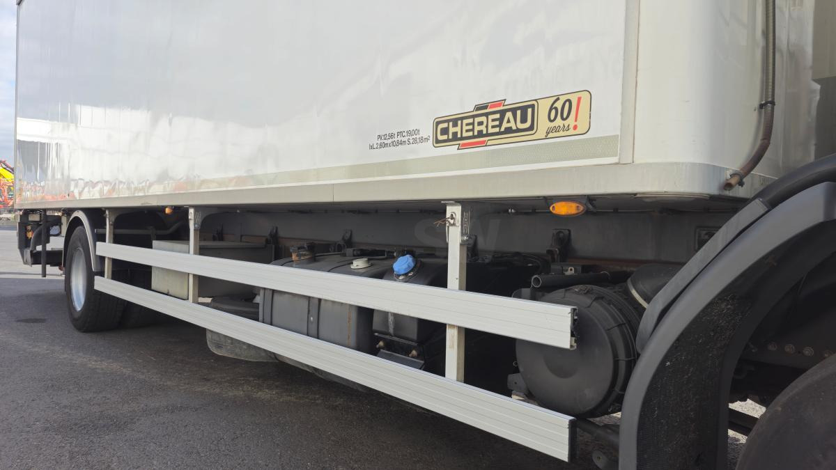 Renault Premium 270 DXI - Φορτηγό ψυγείο: φωτογραφία 2 Renault Premium 270 DXI - Φορτηγό ψυγείο: φωτογραφία 2