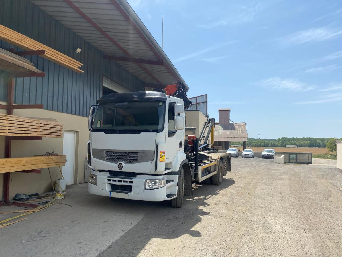 Renault Premium avec grue PALFINGER PK 18000 - Φορτηγό φόρτωσης γάντζου, Φορτηγό με γερανό: φωτογραφία 2 Renault Premium avec grue PALFINGER PK 18000 - Φορτηγό φόρτωσης γάντζου, Φορτηγό με γερανό: φωτογραφία 2