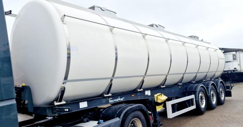 TecnoKar Trailers T3P - Επικαθήμενο βυτίο: φωτογραφία 2 TecnoKar Trailers T3P - Επικαθήμενο βυτίο: φωτογραφία 2