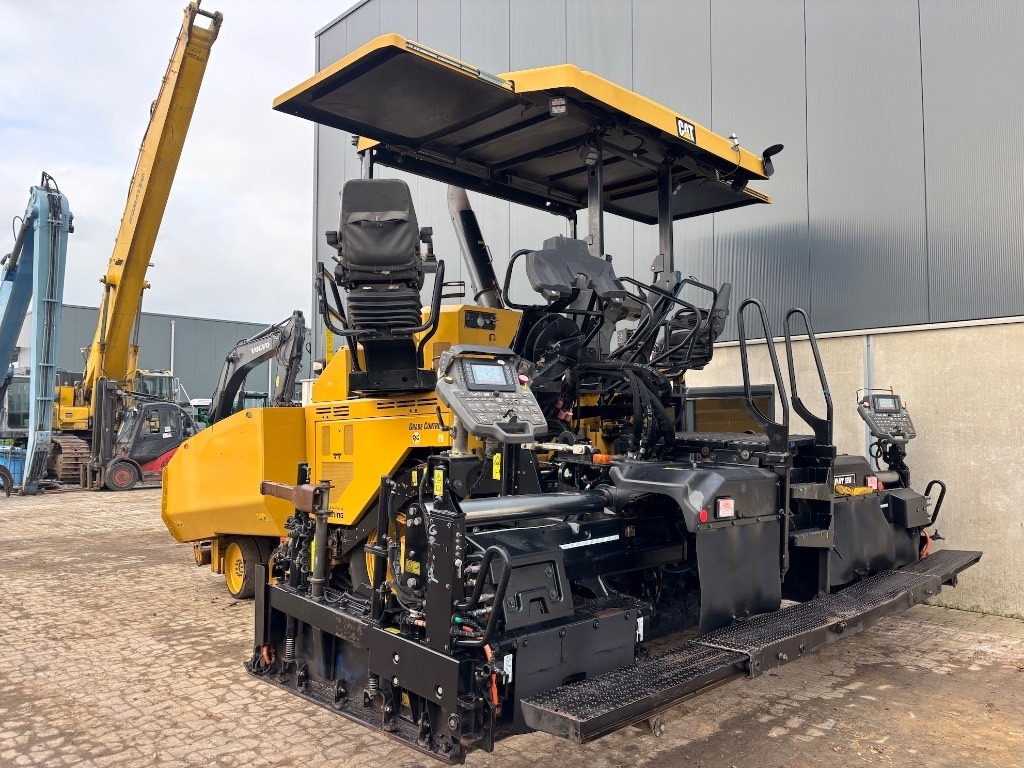 CAT AP 500 F - AP500 Asphalt Paver - Διαστρωτήρας ασφάλτου: φωτογραφία 2 CAT AP 500 F - AP500 Asphalt Paver - Διαστρωτήρας ασφάλτου: φωτογραφία 2