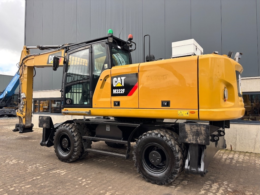 CAT CAT M 322 F - M322 - M 320 - M 318 - Τροχοφόρος εκσκαφέας: φωτογραφία 3 CAT CAT M 322 F - M322 - M 320 - M 318 - Τροχοφόρος εκσκαφέας: φωτογραφία 3