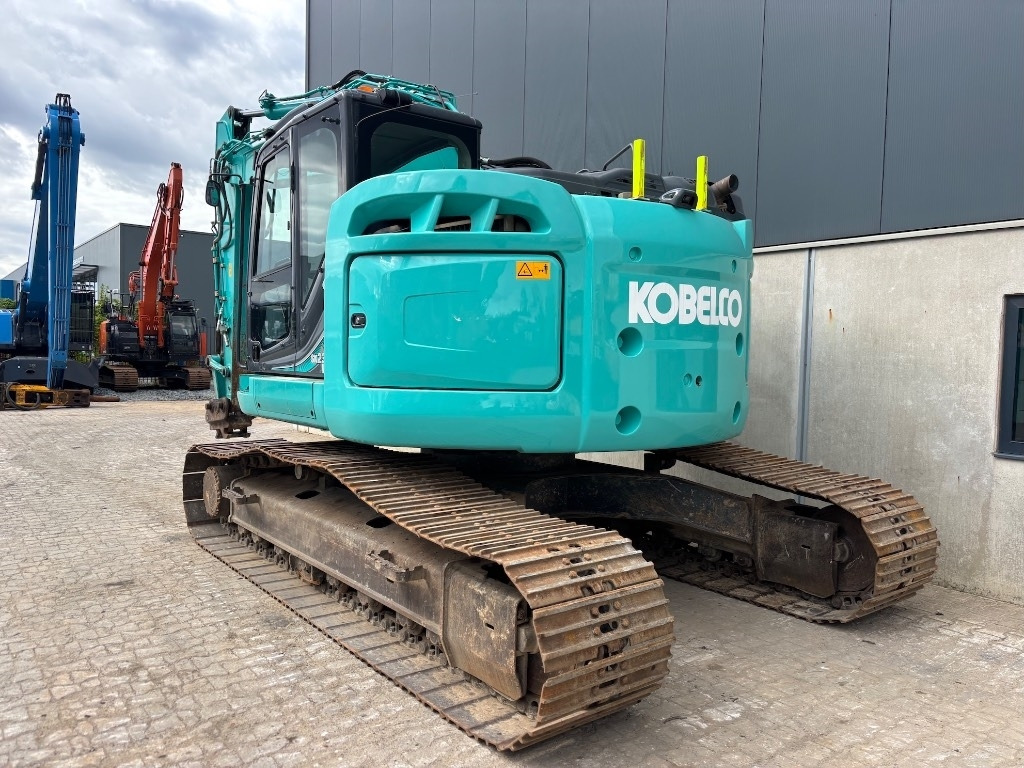 Kobelco SK 230 SR LC - SK230SRLC-5 - SK230 - Ερπυστριοφόρος εκσκαφέας: φωτογραφία 4 Kobelco SK 230 SR LC - SK230SRLC-5 - SK230 - Ερπυστριοφόρος εκσκαφέας: φωτογραφία 4
