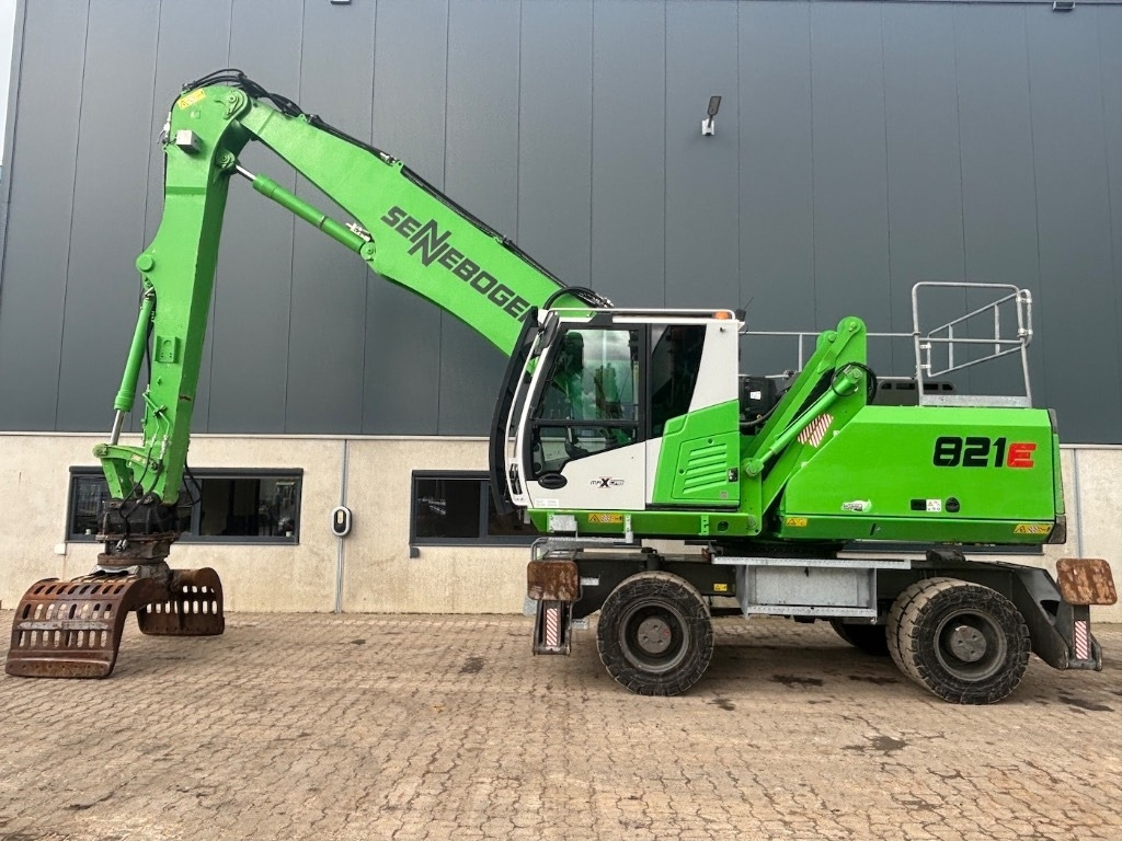 Sennebogen 821 M - 821 E - 821 ME  - Μηχάνημα Διαχείρισης Υλικών: φωτογραφία 5 Sennebogen 821 M - 821 E - 821 ME  - Μηχάνημα Διαχείρισης Υλικών: φωτογραφία 5