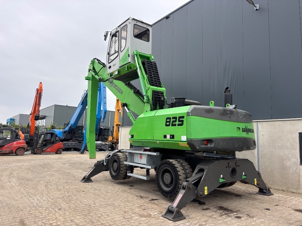 Sennebogen 825 - 825 M - 825MD  - Μηχάνημα Διαχείρισης Υλικών: φωτογραφία 4 Sennebogen 825 - 825 M - 825MD  - Μηχάνημα Διαχείρισης Υλικών: φωτογραφία 4