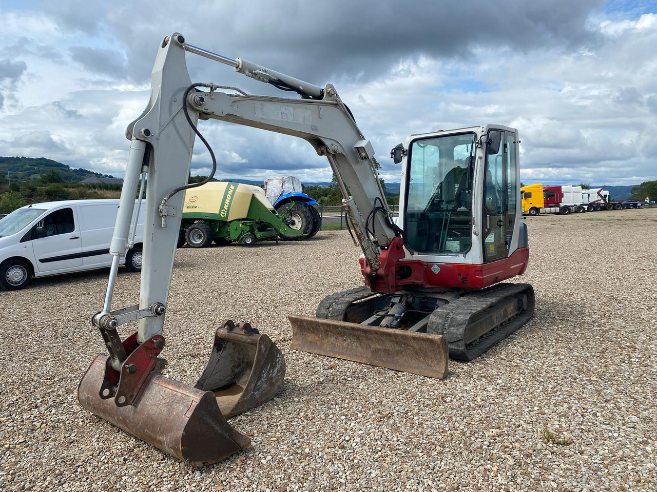 TAKEUCHI TB 250 - Ερπυστριοφόρος εκσκαφέας: φωτογραφία 1 TAKEUCHI TB 250 - Ερπυστριοφόρος εκσκαφέας: φωτογραφία 1