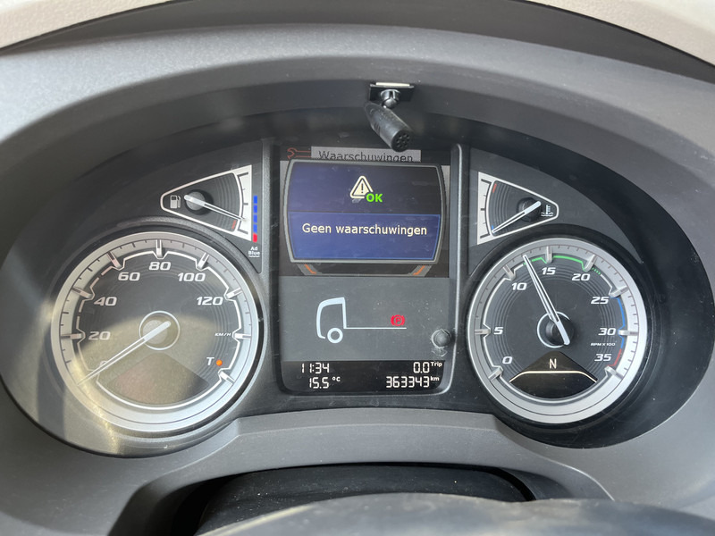 DAF LF 210 FA / 12 Ton / 353 dkm / Koffer / LBW 1500 kg / NL LKW - Φορτηγό κόφα: φωτογραφία 4 DAF LF 210 FA / 12 Ton / 353 dkm / Koffer / LBW 1500 kg / NL LKW - Φορτηγό κόφα: φωτογραφία 4