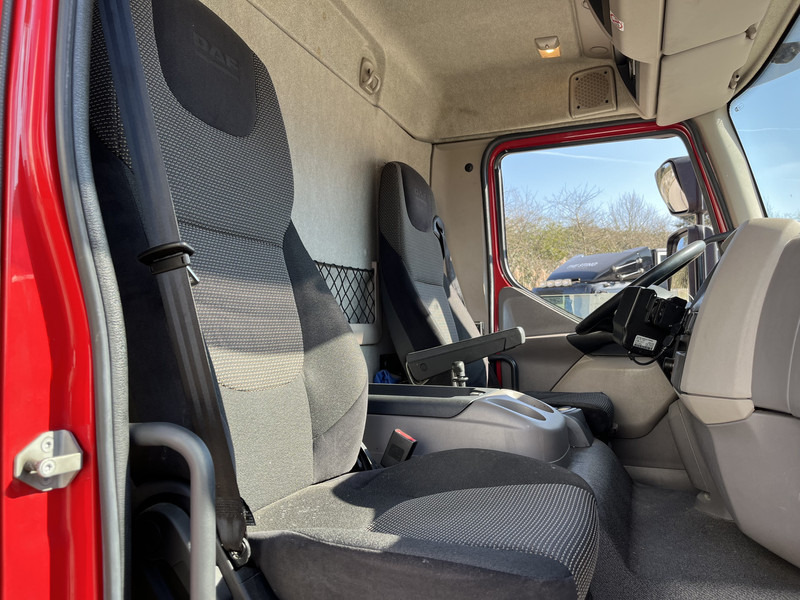 Φορτηγό κόφα DAF LF 210 FA / 12 Ton / 354 dkm / Box / Laadklep / NL Truck: φωτογραφία 6