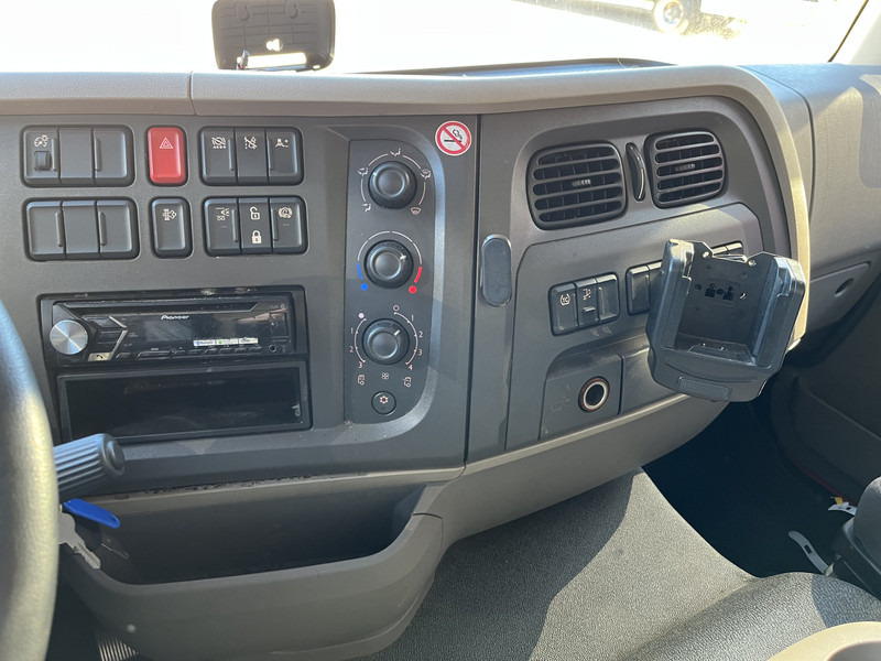 DAF LF 210 FA / 12 Ton / 416 dkm / Koffer / LBW / NL LKW - Φορτηγό κόφα: φωτογραφία 5 DAF LF 210 FA / 12 Ton / 416 dkm / Koffer / LBW / NL LKW - Φορτηγό κόφα: φωτογραφία 5