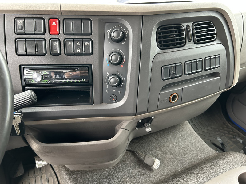 DAF LF 210 FA / 12 Ton / 454 dkm / Pritsch-Plane / LBW / NL Truck - Φορτηγό μουσαμάς: φωτογραφία 5 DAF LF 210 FA / 12 Ton / 454 dkm / Pritsch-Plane / LBW / NL Truck - Φορτηγό μουσαμάς: φωτογραφία 5