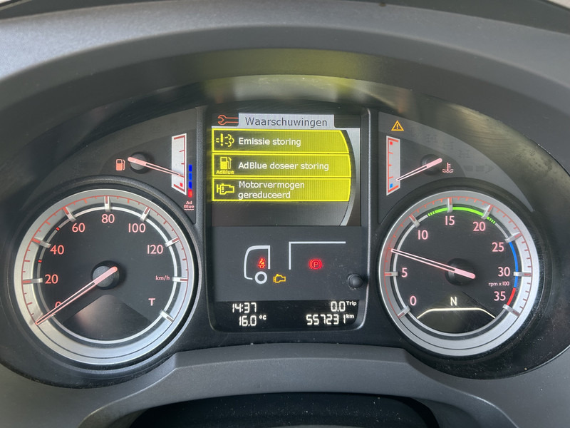 DAF LF 210 FA / 12 Ton / 557 dlm / Curtainside / Loadlift / APK TUV 05-26 - Φορτηγό μουσαμάς: φωτογραφία 4 DAF LF 210 FA / 12 Ton / 557 dlm / Curtainside / Loadlift / APK TUV 05-26 - Φορτηγό μουσαμάς: φωτογραφία 4