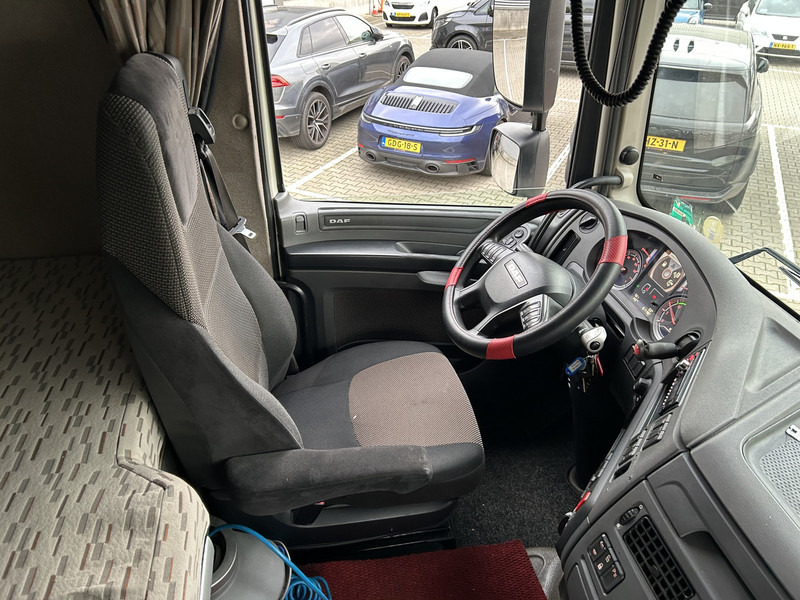 DAF XF 440 FT SC / Smart Tacho V2 / 2 Tanks / StandAirco / APK TUV 09-26 - Τράκτορας: φωτογραφία 3 DAF XF 440 FT SC / Smart Tacho V2 / 2 Tanks / StandAirco / APK TUV 09-26 - Τράκτορας: φωτογραφία 3