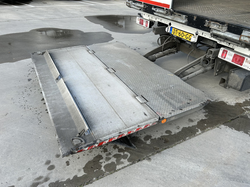 Krone Dry Liner / Box / Loadlift 2000 kg / Disk / NL Trailer - Επικαθήμενο κόφα: φωτογραφία 5 Krone Dry Liner / Box / Loadlift 2000 kg / Disk / NL Trailer - Επικαθήμενο κόφα: φωτογραφία 5