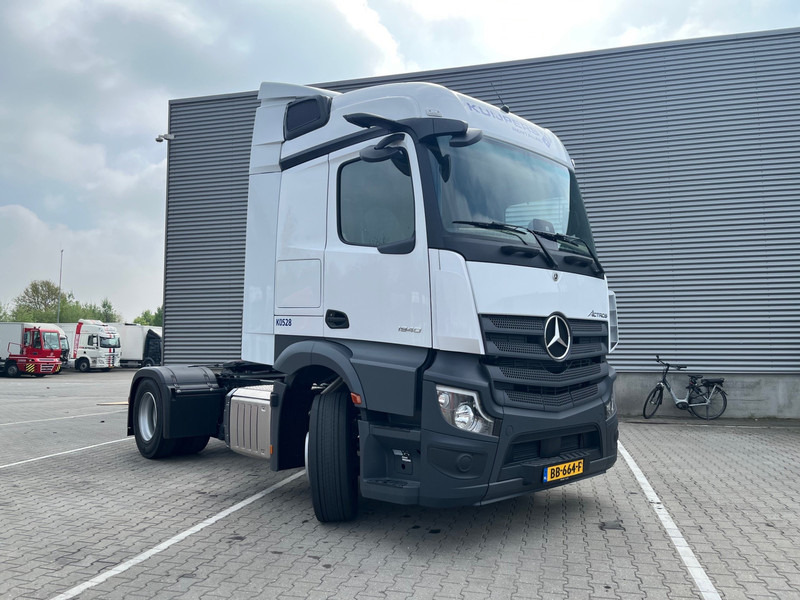 Mercedes-Benz Actros 1940 Streamspace / NL truck - Τράκτορας: φωτογραφία 1 Mercedes-Benz Actros 1940 Streamspace / NL truck - Τράκτορας: φωτογραφία 1