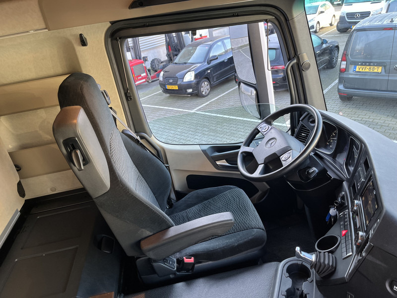 Mercedes-Benz Actros 2124 StreamSpace / 410 dkm / Box 7.5 mtr / Laadklep / APK 08-25 - Φορτηγό κόφα: φωτογραφία 3 Mercedes-Benz Actros 2124 StreamSpace / 410 dkm / Box 7.5 mtr / Laadklep / APK 08-25 - Φορτηγό κόφα: φωτογραφία 3