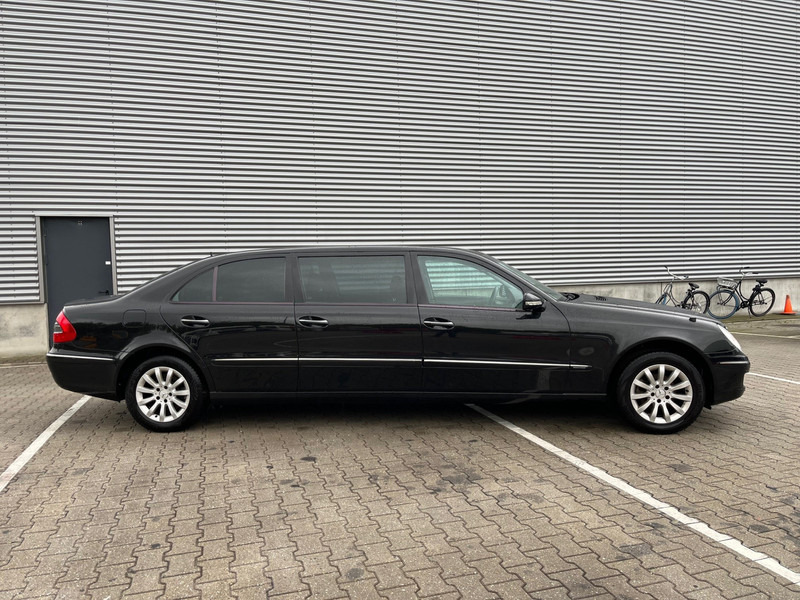 Mercedes-Benz E-Klasse / Limousine / 240 Avantgarde / 4-Matic / 8-pers / APK/TUV 09-2026 / - Λιμουζίνα/ Sedan: φωτογραφία 2 Mercedes-Benz E-Klasse / Limousine / 240 Avantgarde / 4-Matic / 8-pers / APK/TUV 09-2026 / - Λιμουζίνα/ Sedan: φωτογραφία 2
