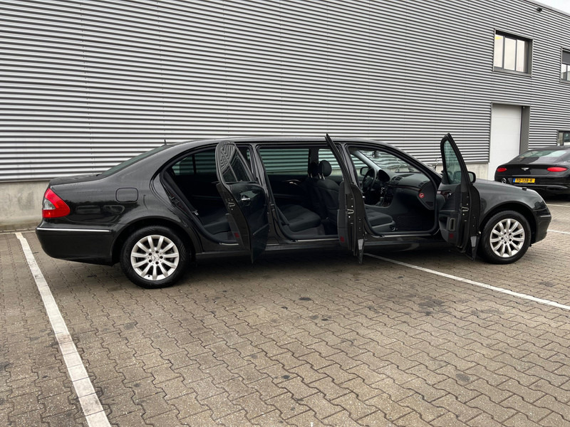 Mercedes-Benz E-Klasse / Limousine / 240 Avantgarde / 4-Matic / 8-pers / APK/TUV 09-2026 - Λιμουζίνα/ Sedan: φωτογραφία 3 Mercedes-Benz E-Klasse / Limousine / 240 Avantgarde / 4-Matic / 8-pers / APK/TUV 09-2026 - Λιμουζίνα/ Sedan: φωτογραφία 3