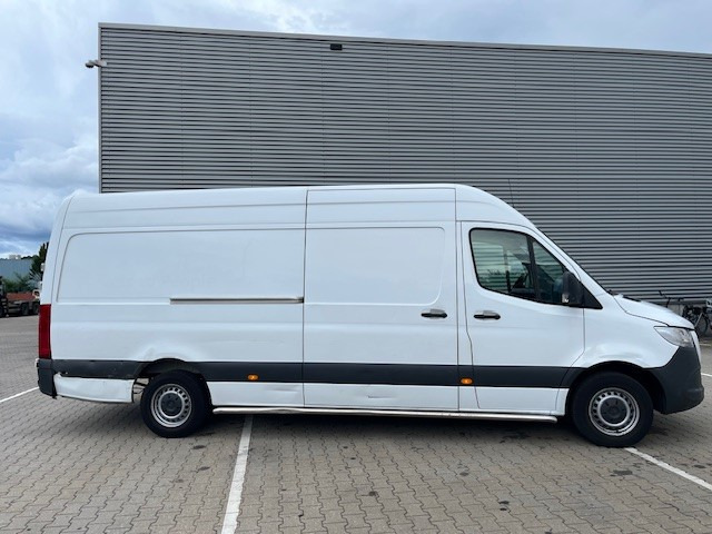 Mercedes-Benz Sprinter 315 1.9 CDI / L4 H2 / Automatic / APK-TUV 04-26 - Βαν: φωτογραφία 2 Mercedes-Benz Sprinter 315 1.9 CDI / L4 H2 / Automatic / APK-TUV 04-26 - Βαν: φωτογραφία 2