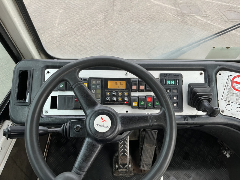Terberg YT 182 / Cummins - Allison / Hefschotel / 2007 - Τράκτορας: φωτογραφία 3 Terberg YT 182 / Cummins - Allison / Hefschotel / 2007 - Τράκτορας: φωτογραφία 3