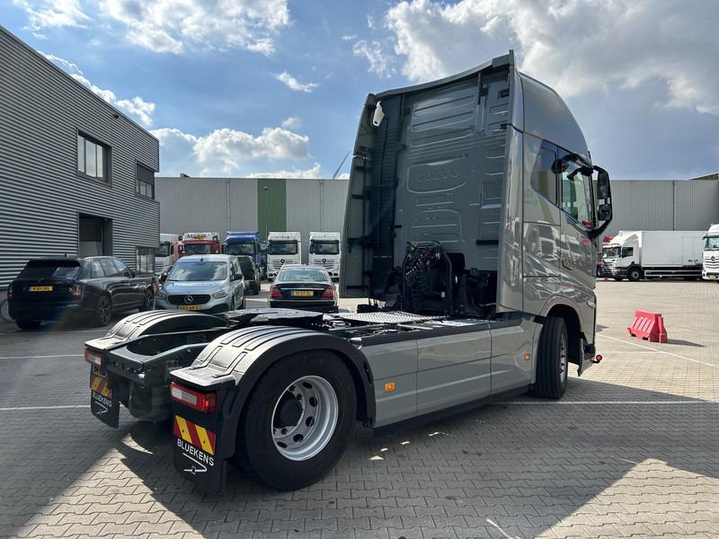 Volvo FH 500 Globetrotter XL / VEB+ / 2 Tanks / New Tacho V2 / APK TUV 07-26 - Τράκτορας: φωτογραφία 2 Volvo FH 500 Globetrotter XL / VEB+ / 2 Tanks / New Tacho V2 / APK TUV 07-26 - Τράκτορας: φωτογραφία 2