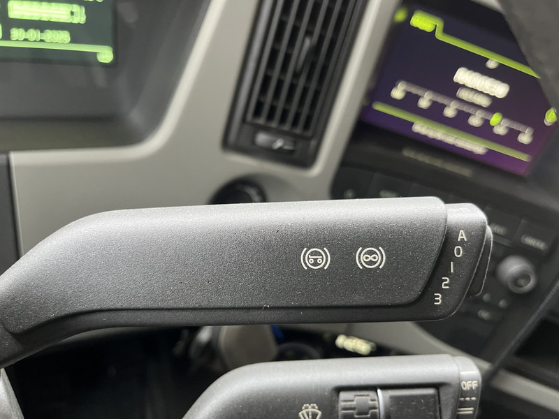 Volvo FM 410 Globetrotter / 814 dkm / VEB+ / Smart Tacho V2 / NL Truck - Τράκτορας: φωτογραφία 5 Volvo FM 410 Globetrotter / 814 dkm / VEB+ / Smart Tacho V2 / NL Truck - Τράκτορας: φωτογραφία 5