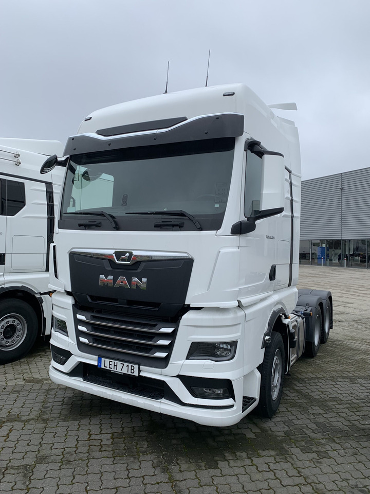 MAN TGX 28.520 6×2-2 Dragbil - Τράκτορας: φωτογραφία 1 MAN TGX 28.520 6×2-2 Dragbil - Τράκτορας: φωτογραφία 1