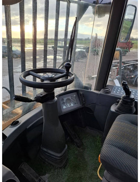 Ελαστιχοφόρος φορτωτής Liebherr L 544: φωτογραφία 15 Ελαστιχοφόρος φορτωτής Liebherr L 544: φωτογραφία 15