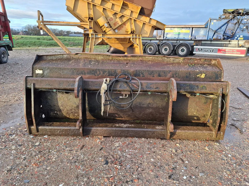 Ελαστιχοφόρος φορτωτής Liebherr L 544: φωτογραφία 10 Ελαστιχοφόρος φορτωτής Liebherr L 544: φωτογραφία 10