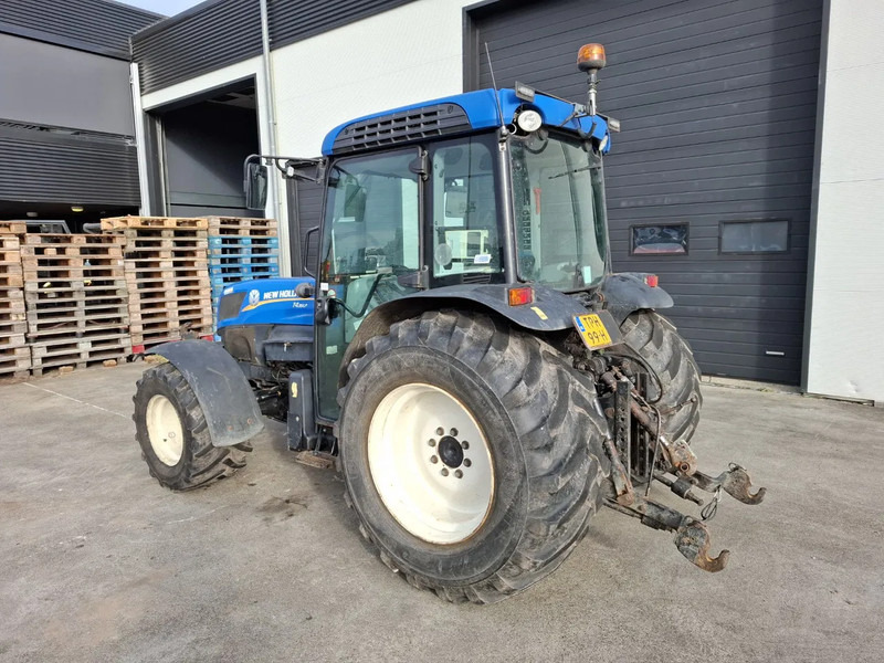 New Holland T4.95 T4.95LP - Τρακτέρ: φωτογραφία 5 New Holland T4.95 T4.95LP - Τρακτέρ: φωτογραφία 5