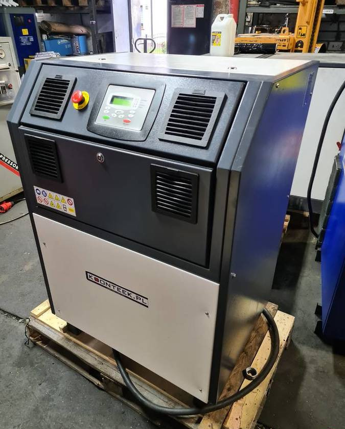 Kompresor śrubowy GARDNER DENVER KBV 18 18,5 kw, 2018r, Falownik - Αεροσυμπιεστής: φωτογραφία 2 Kompresor śrubowy GARDNER DENVER KBV 18 18,5 kw, 2018r, Falownik - Αεροσυμπιεστής: φωτογραφία 2