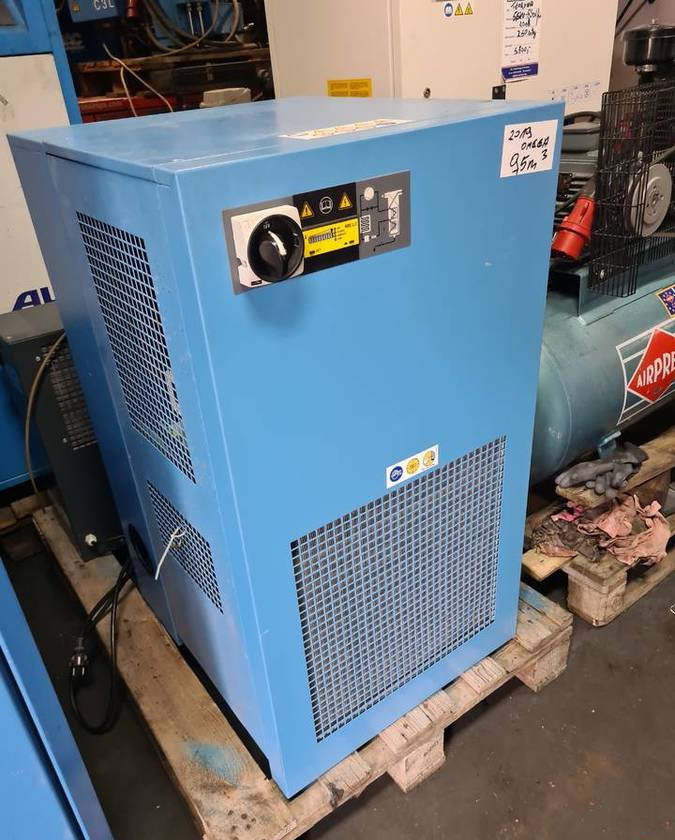 Osuszacz ziębniczy OMEGA 9,5 m3 - Αεροσυμπιεστής: φωτογραφία 2 Osuszacz ziębniczy OMEGA 9,5 m3 - Αεροσυμπιεστής: φωτογραφία 2