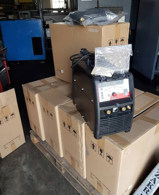Spawarka Tig CEBORA WK 2025 AC/DC Puls, 200 A - Ηλεκτροσυγκολλήσεις: φωτογραφία 4 Spawarka Tig CEBORA WK 2025 AC/DC Puls, 200 A - Ηλεκτροσυγκολλήσεις: φωτογραφία 4