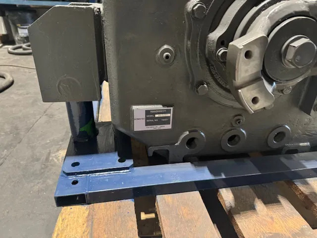 Komatsu Grader GD825A-2 WA500-6 - Κιβώτιο ταχυτήτων: φωτογραφία 4 Komatsu Grader GD825A-2 WA500-6 - Κιβώτιο ταχυτήτων: φωτογραφία 4