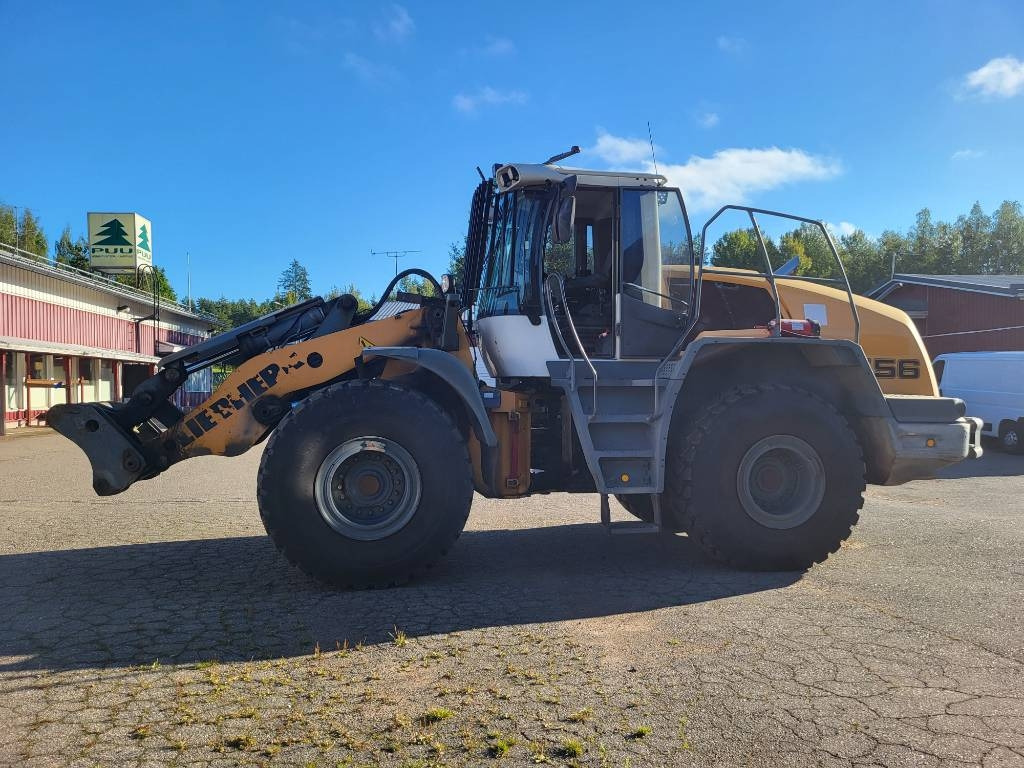 Liebherr L 556 - Ελαστιχοφόρος φορτωτής: φωτογραφία 2 Liebherr L 556 - Ελαστιχοφόρος φορτωτής: φωτογραφία 2