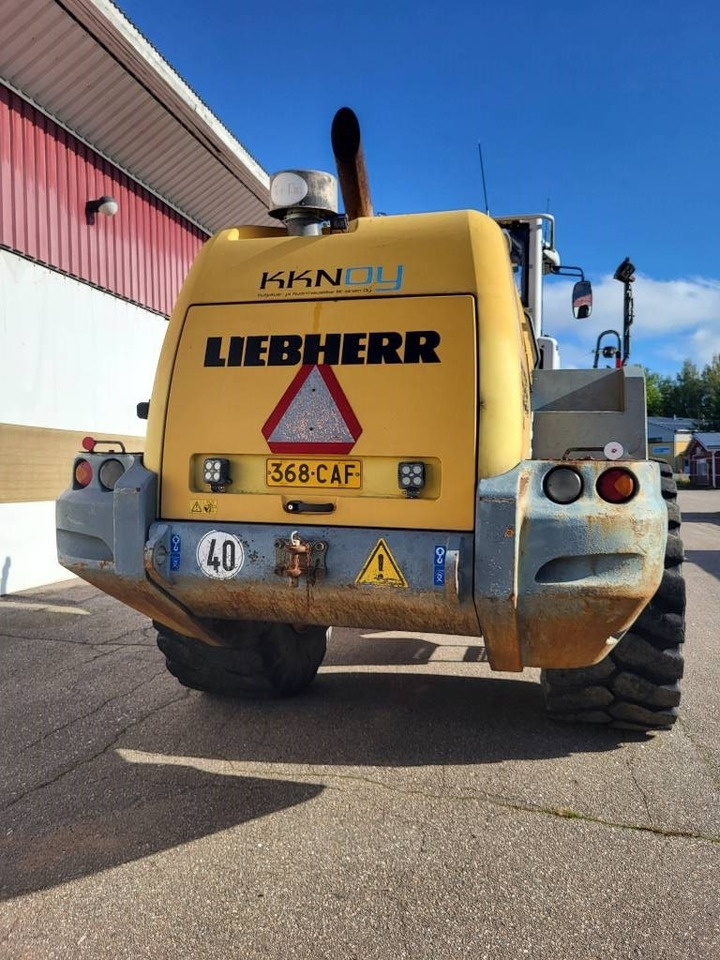 Liebherr L 586 2Plus2 - Ελαστιχοφόρος φορτωτής: φωτογραφία 5 Liebherr L 586 2Plus2 - Ελαστιχοφόρος φορτωτής: φωτογραφία 5