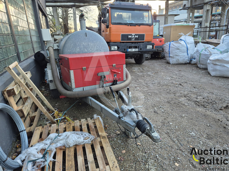 At-Site Equipment MVT 2000 - Ρυμούλκα βυτίο: φωτογραφία 2 At-Site Equipment MVT 2000 - Ρυμούλκα βυτίο: φωτογραφία 2