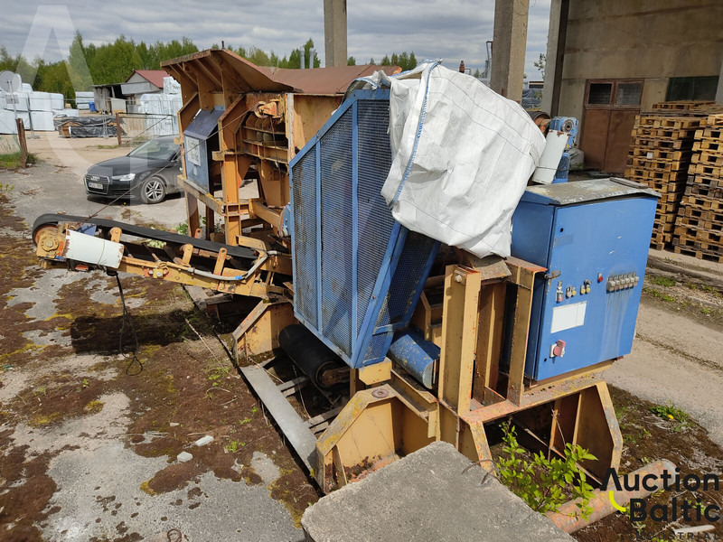 BMD RA700/4 - Μηχανή οργώματος: φωτογραφία 5 BMD RA700/4 - Μηχανή οργώματος: φωτογραφία 5