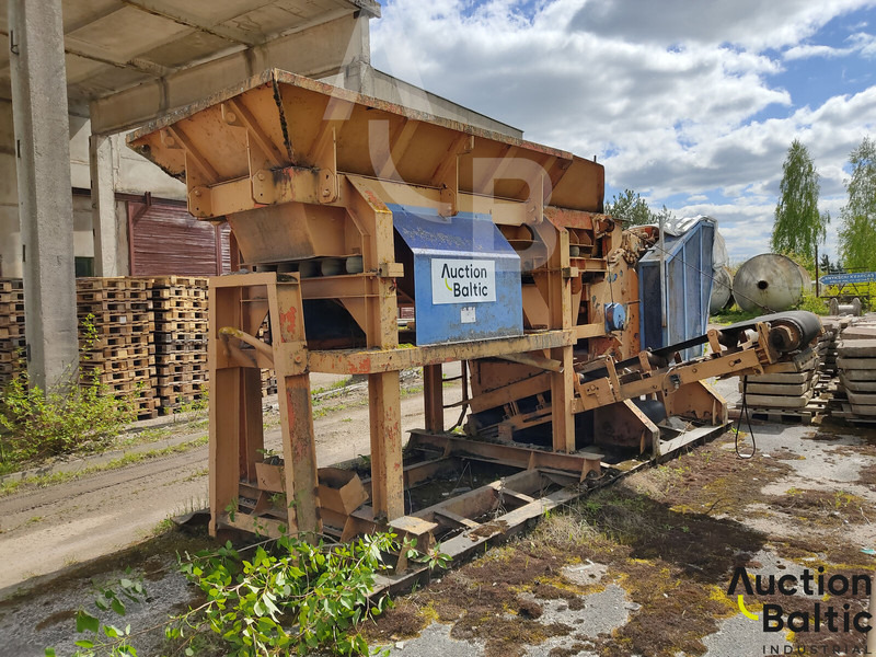 BMD RA700/4 - Μηχανή οργώματος: φωτογραφία 2 BMD RA700/4 - Μηχανή οργώματος: φωτογραφία 2