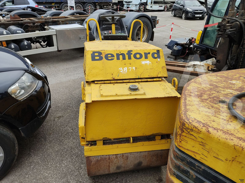 Benford - Οδοστρωτήρας: φωτογραφία 4 Benford - Οδοστρωτήρας: φωτογραφία 4