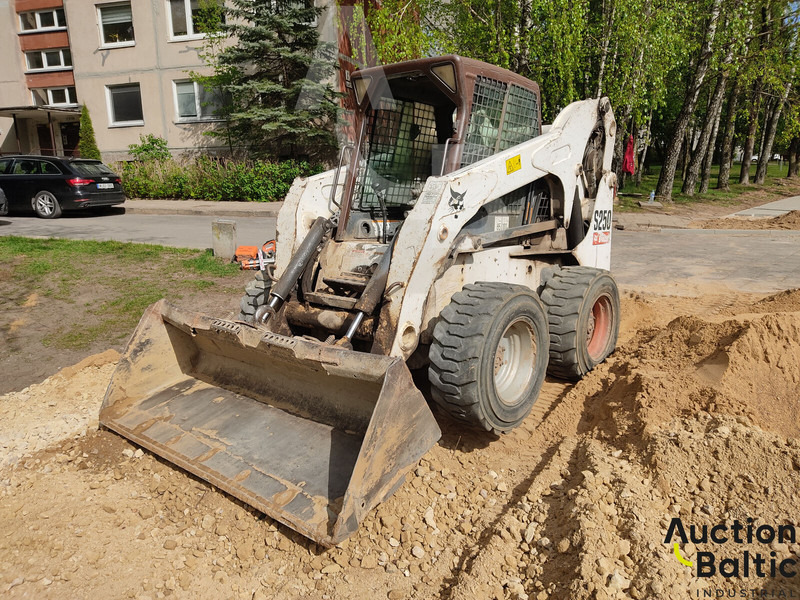 Bobcat S 250 - Φορτωτής πλάγιας ολίσθησης: φωτογραφία 1 Bobcat S 250 - Φορτωτής πλάγιας ολίσθησης: φωτογραφία 1